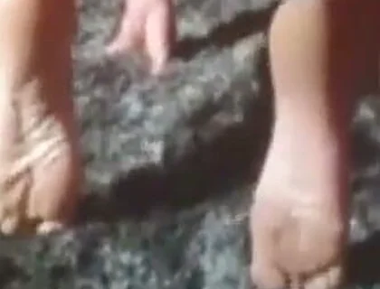 Barefoot 6