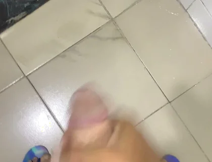 Jerking off in the Toilet Part 49