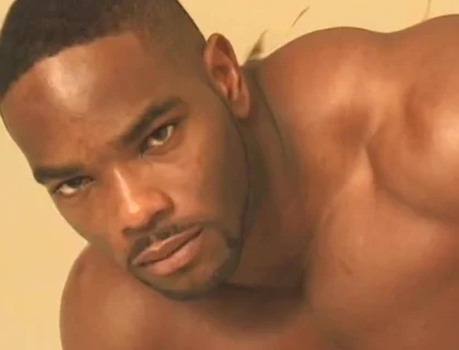 Johnnie Jackson In Bed