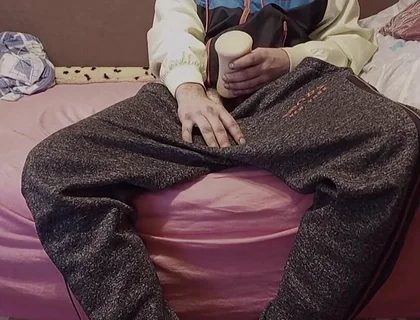 Masturbate on Bed in My Free Time