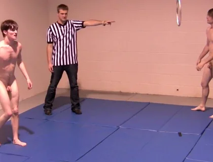 Strip Wrestling - Chapter 3