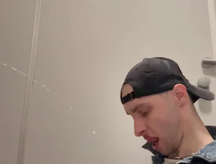 Gay Skinhead Kinkysirius Take a Gold Shower Public Toilet