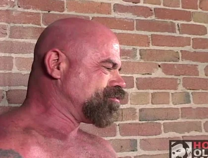 Stepdaddy Hunt 2: Loading Cock