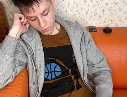 18-year-old's Creamy Dick Burst