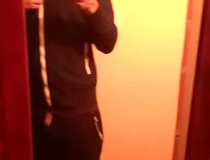 Dressed in Front of the Mirror, I Play and Show off
