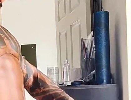 Iim Starting to Pump My Cock Again Once a Week. I Didn't Mean to Cum