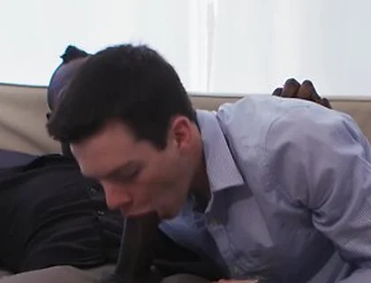 Hunk Harrison Feelss Pre-date Boner Leads To Handjob & Doggystyle With Texas Twink