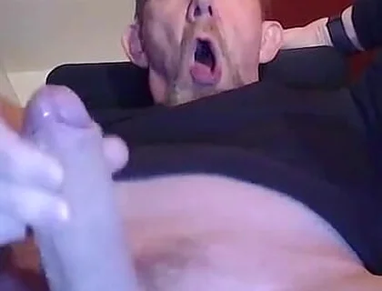 Bennyk72 Huge Masturbation Cumshot After Abstinence