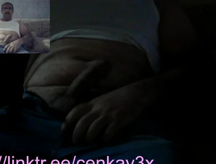 Straight Daddy Cums on Live TV