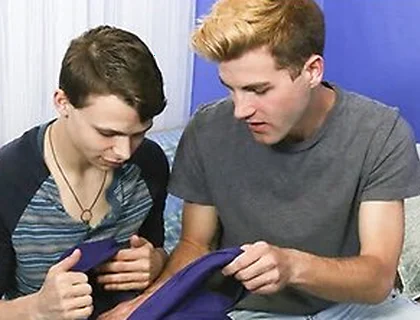 Innocent Boy Austin Xanders Takes His Big Step Bros Giant Throbbing Cock And Hot Jizz