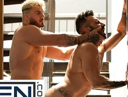 Men - William Seed Massages His Cock While Johnny Viper Watches And Gets A Hard On