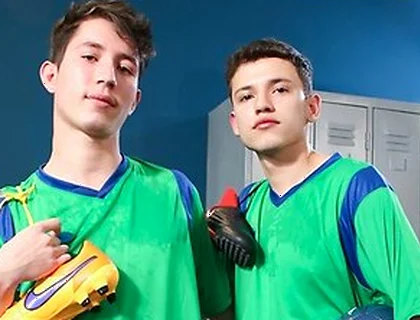 Teammates Jake Lotti & Loick Gauthier Get Wild In The Locker Room After Sweaty Workout