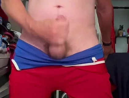 Jockdad87 Shoots a Load in His Wrestling Singlet
