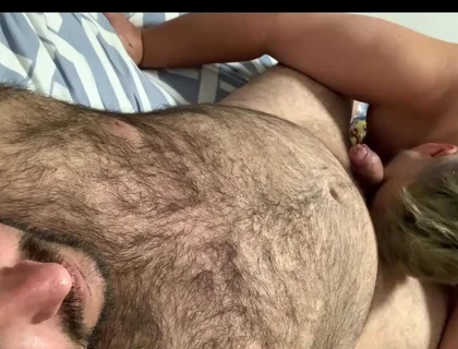 Comerle La Verga a Y Tomarme Su Leche Caliente Eat 's Dick and Drink His Hot Cum