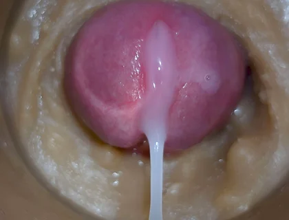 Extreme Close up! Injecting a Large Dose of Sperm Pussy Toy Camera 4K