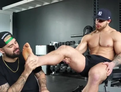 Muscle teen boy feet cuming