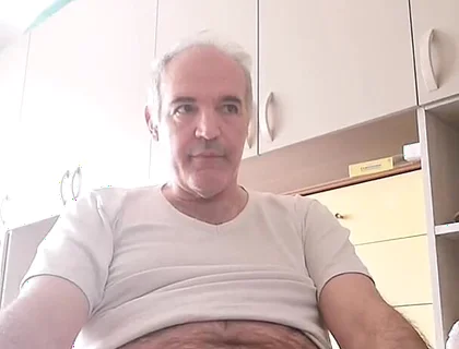 Preliminary Exercises to Start Masturbating with Pleasure!