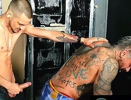 Niko Demon Drilled Muscular Dilf Santi Nogueras Tight Pucker