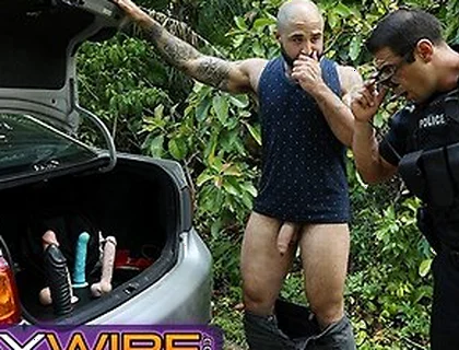 Atlas Grant Reveals His Sex Toys And Hard Dick To Police Officer Draven Navarro