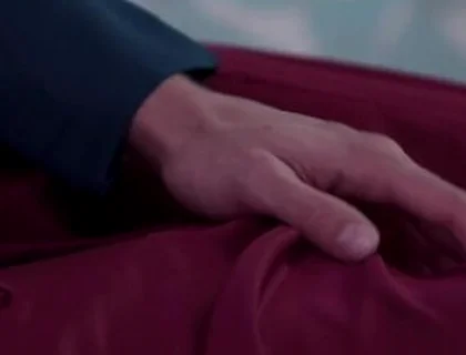 Sneak Peek S03x01 International College