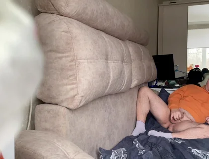 Young Guy Limara19981 Masturbates and Enjoys Orgasm